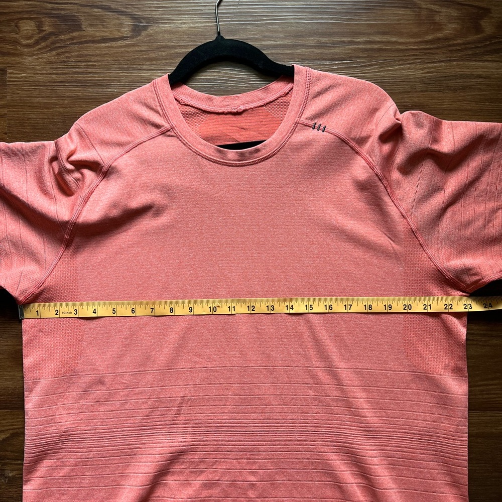 LULULEMON Men's Metal Vent Tech
Orange T Shirt Size XL - Picture 3 of 6